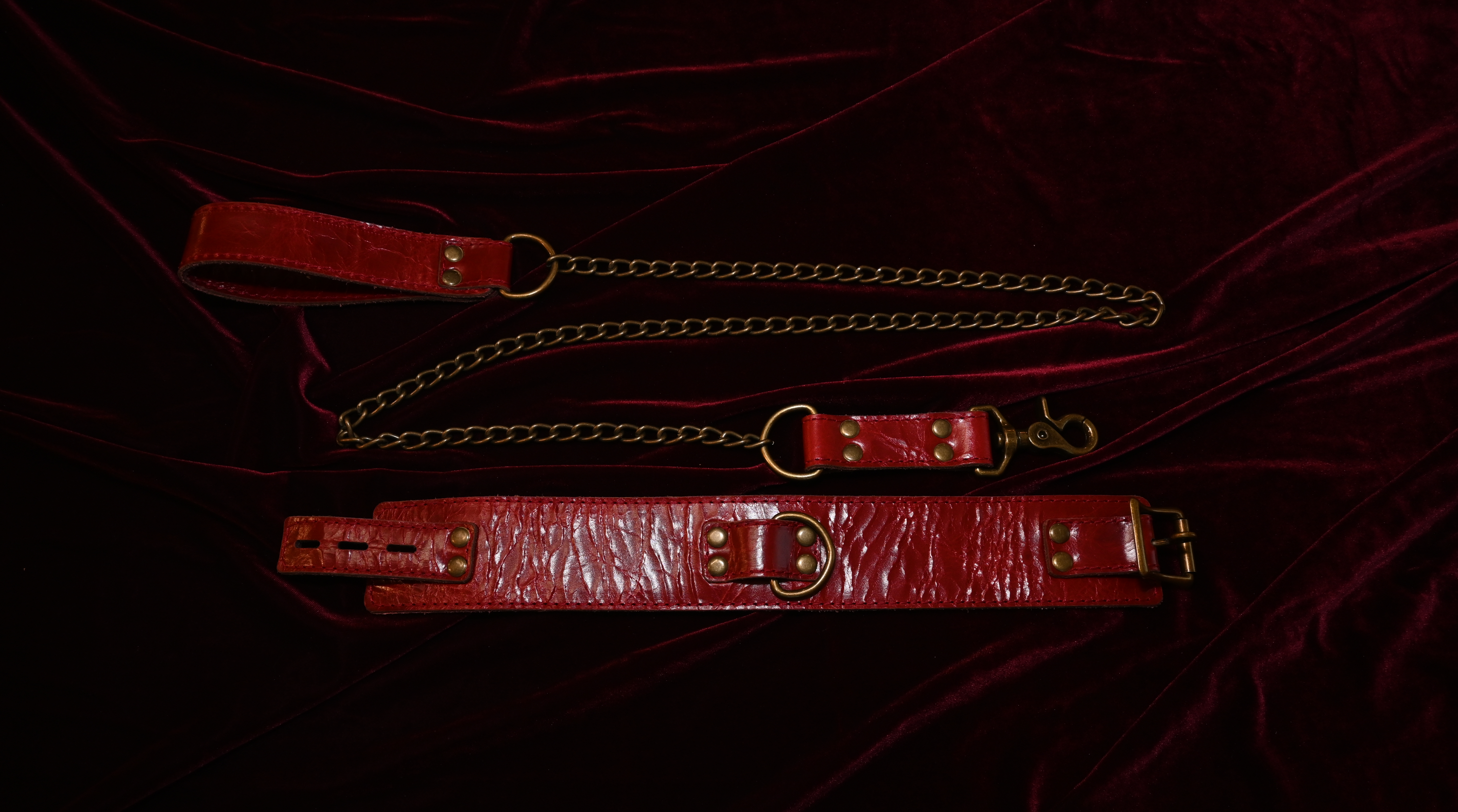 Crimson Antique Collar and Leash set with matching ankle and wrist cuffs image 4