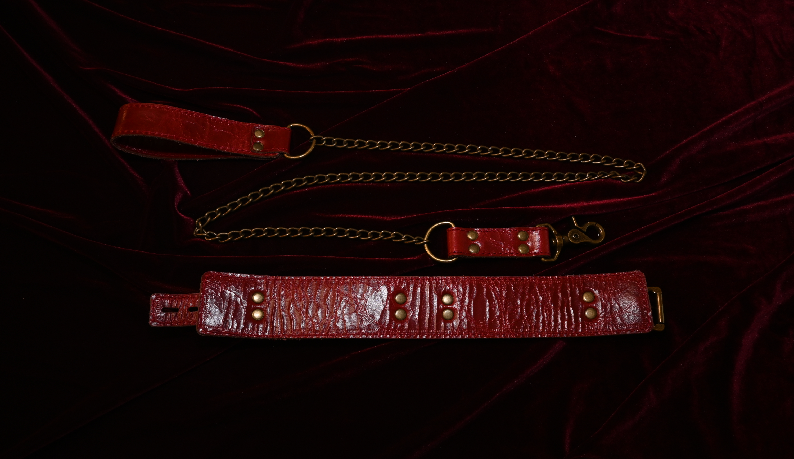 Crimson Antique Collar and Leash set with matching ankle and wrist cuffs image 3