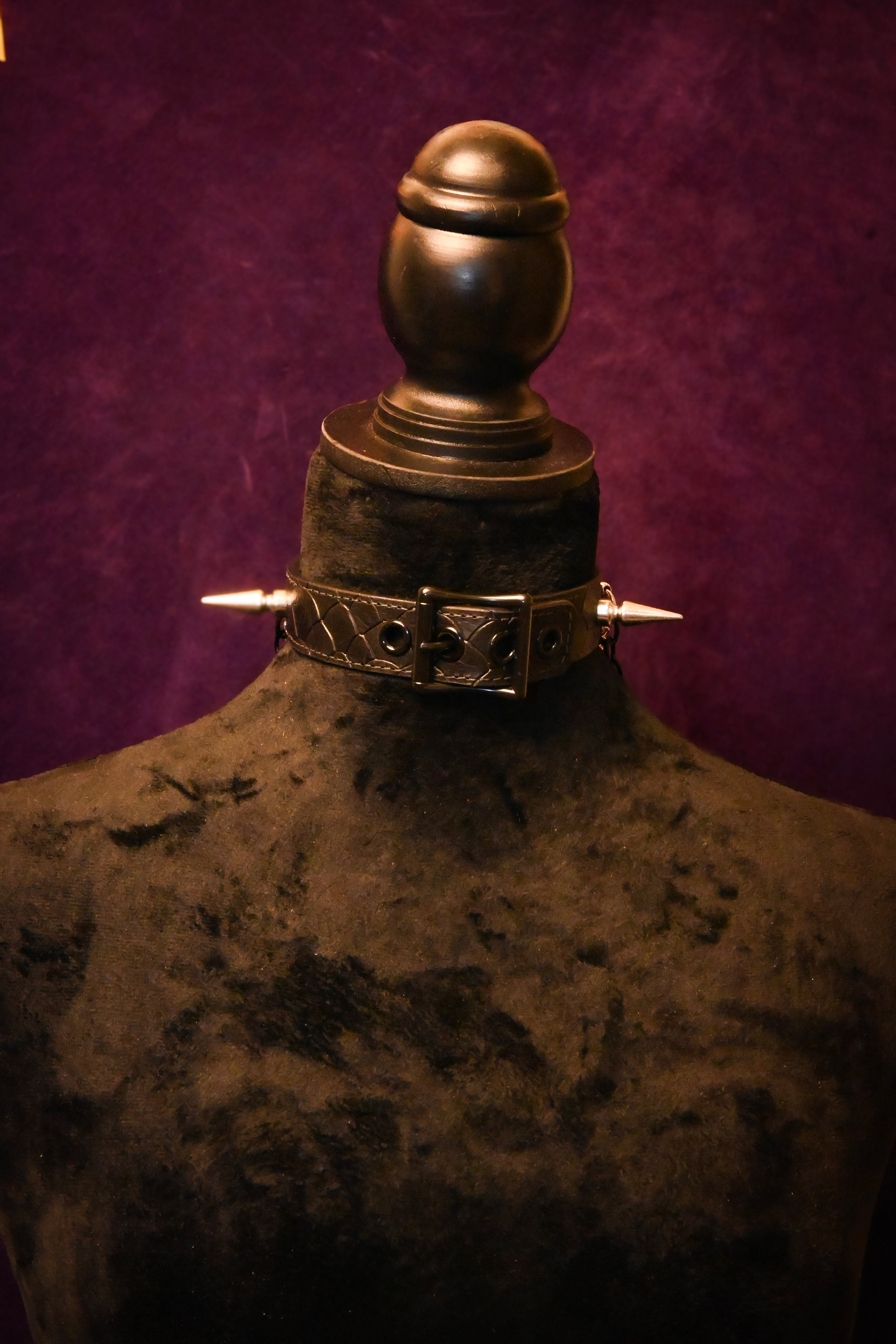 Hexmas - Black Scale Leather Spikes and Chains Choker