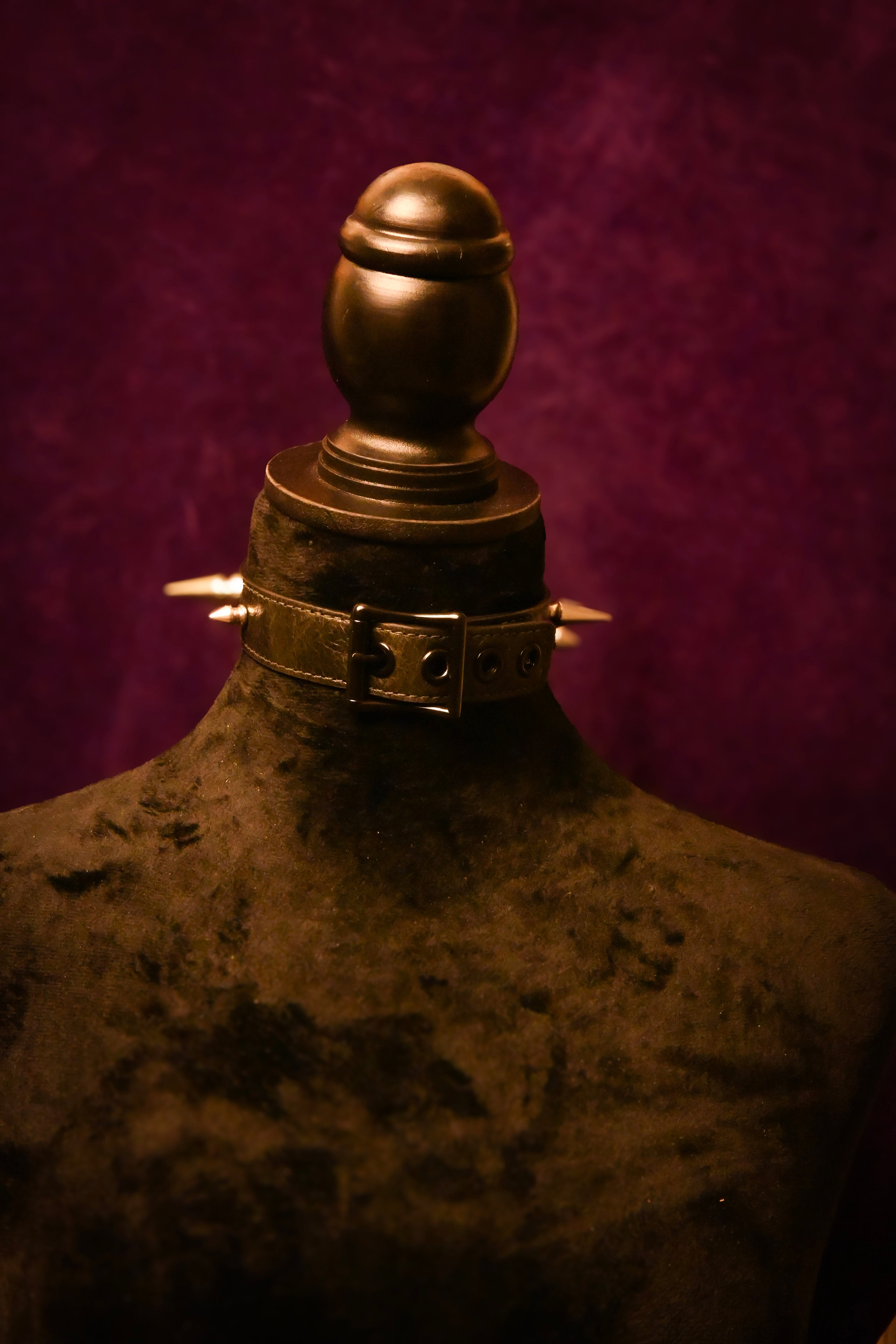 Grinchmas - Black Leather Spike Collar